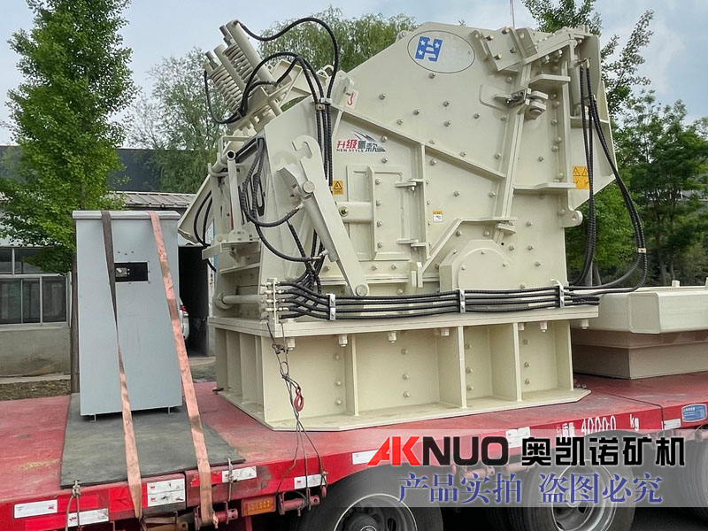 破碎篩分設(shè)備 破碎篩分設(shè)備